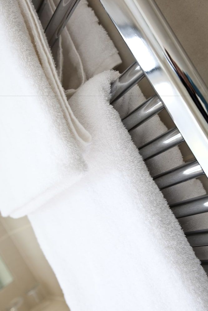 The Lodge Hotel - Putney Classic Double Room 6