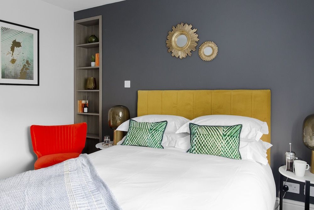 The Lodge Hotel - Putney Cosy Double Room