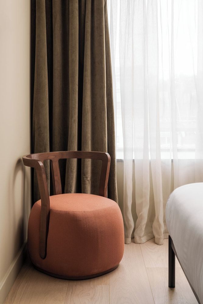 undefined Central Park Hotel 10