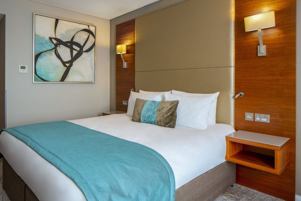 Standard Room, 1 King Bed