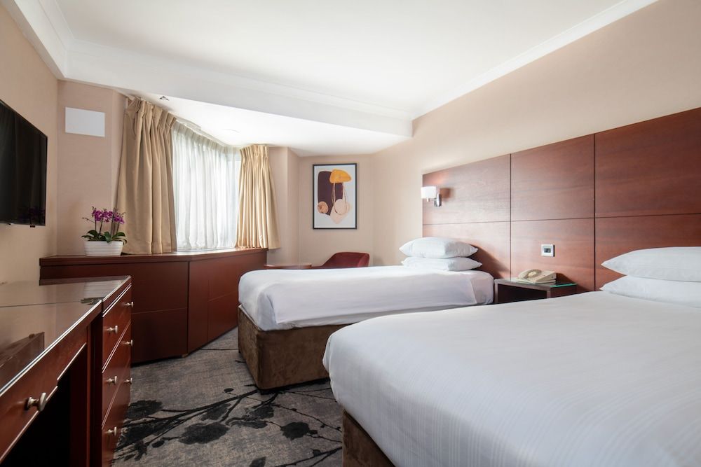 Danubius Hotel Regents Park Standard Twin Room 3