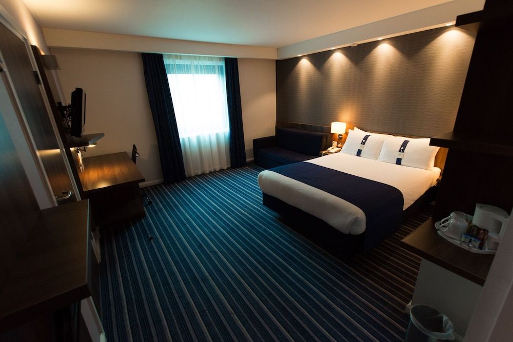 Holiday Inn Express London - Stratford by IHG Standard Room, 1 Double Bed, Accessible 2