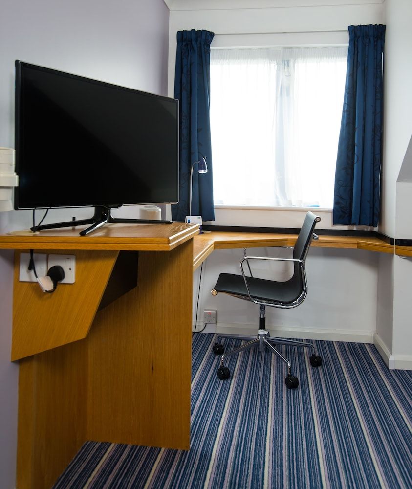 undefined Holiday Inn Express London Wandsworth by IHG