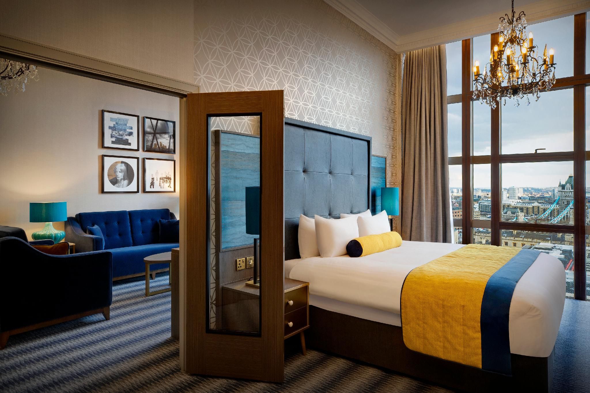 Suite with King Bed