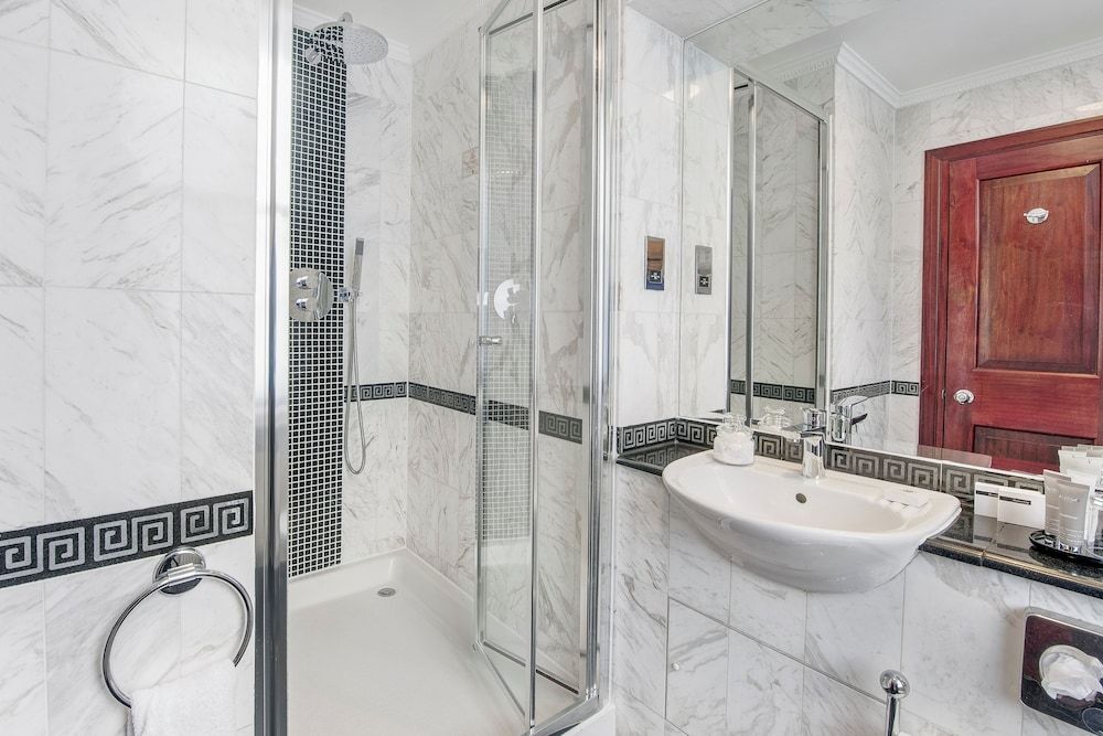 undefined Gem Fitzrovia Hotel 8