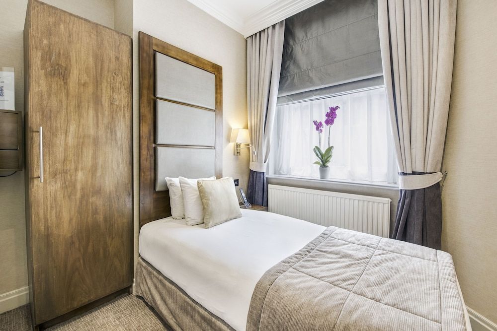 undefined Gem Langham Court Hotel 7