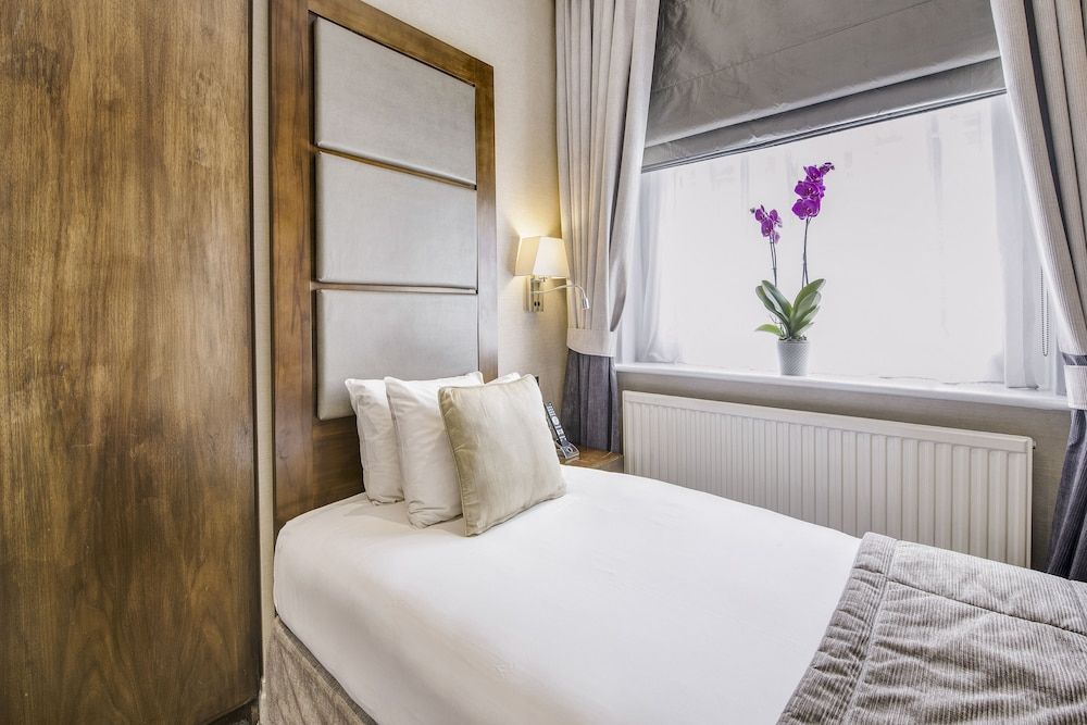 undefined Gem Langham Court Hotel 8