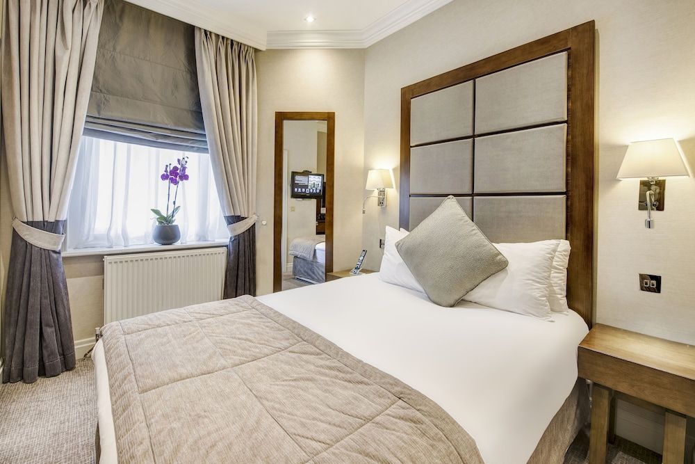 undefined Gem Langham Court Hotel