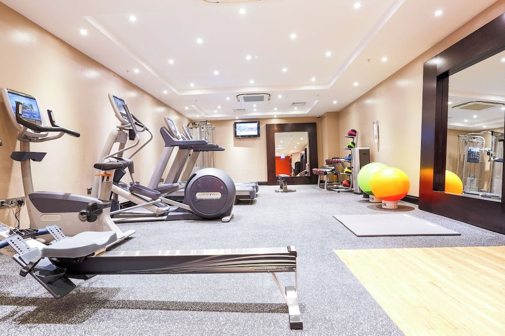 undefined DoubleTree by Hilton London Victoria