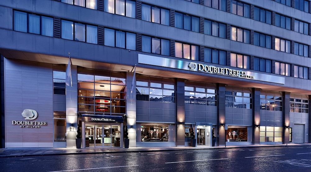 undefined DoubleTree by Hilton London Victoria 3