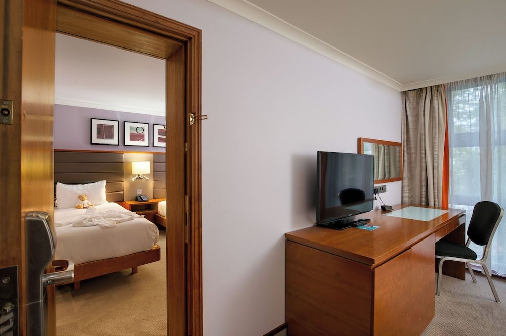Family Room, Multiple Beds (Connecting)