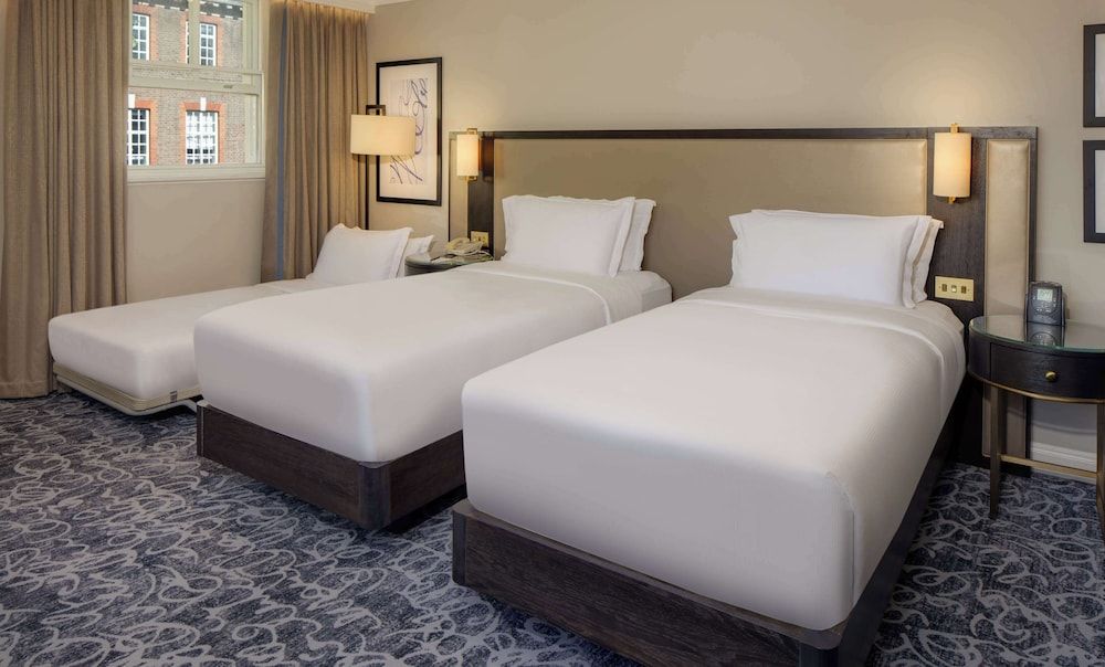 undefined Hilton London Euston 3