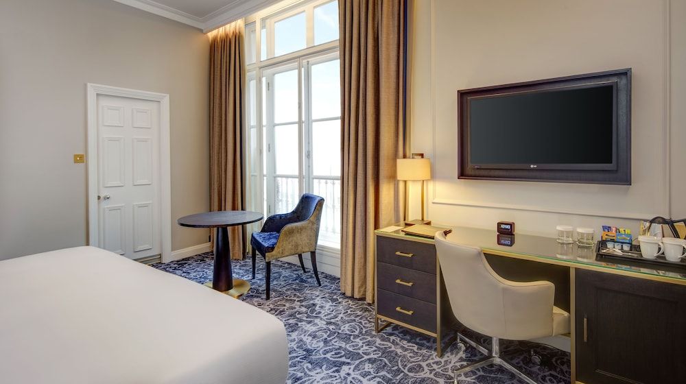 undefined Hilton London Euston 9