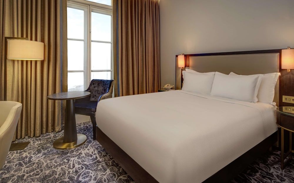 undefined Hilton London Euston 10