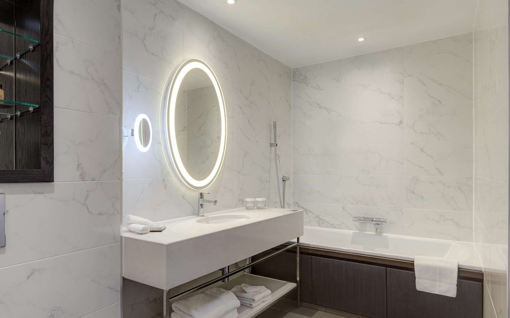 undefined Hilton London Euston 8