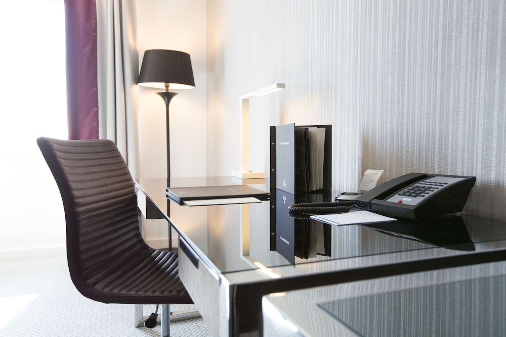 Hilton London Angel Islington Deluxe Room, 1 Double Bed, Accessible 8