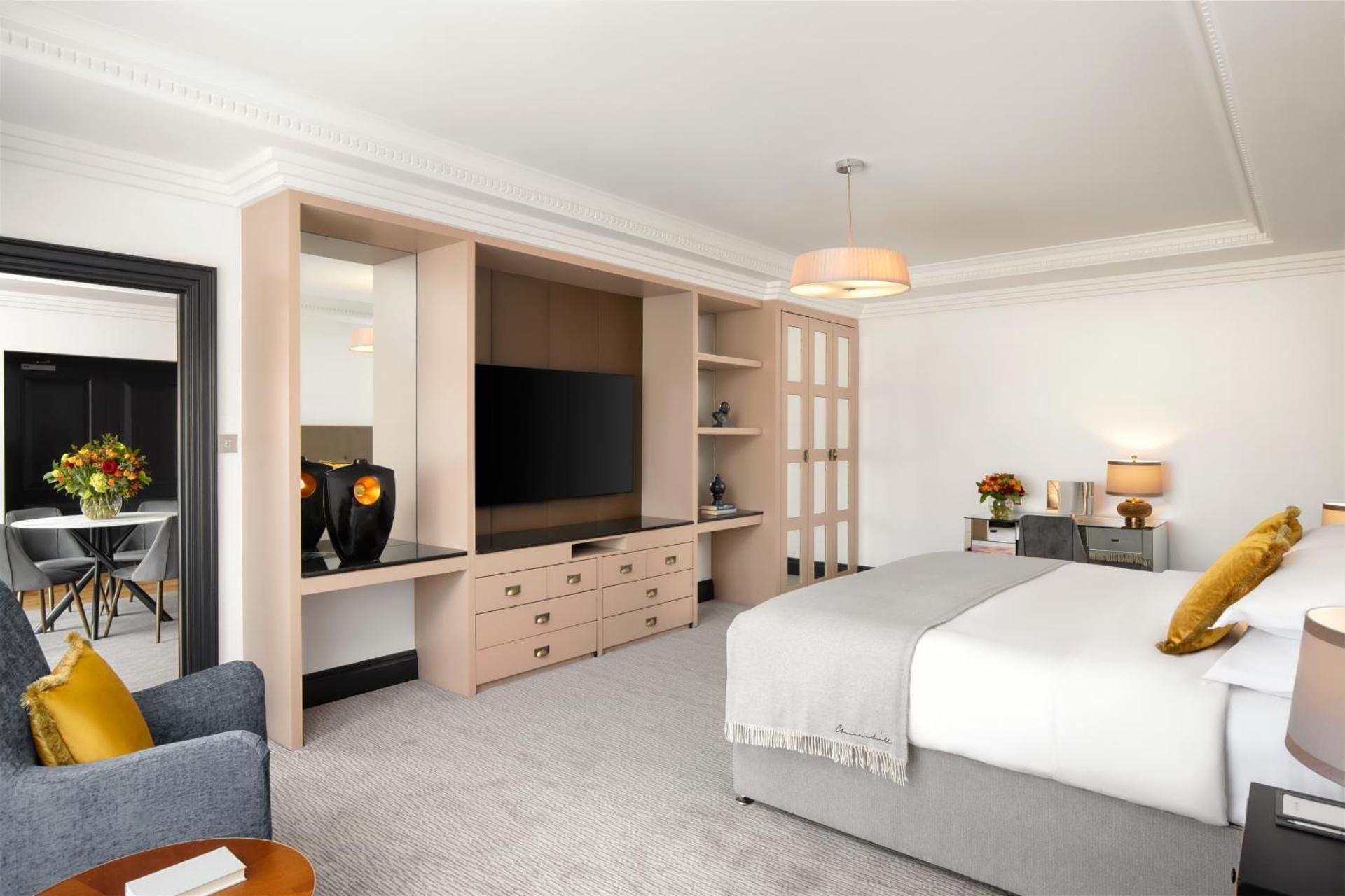 Premium Suite with Balcony 