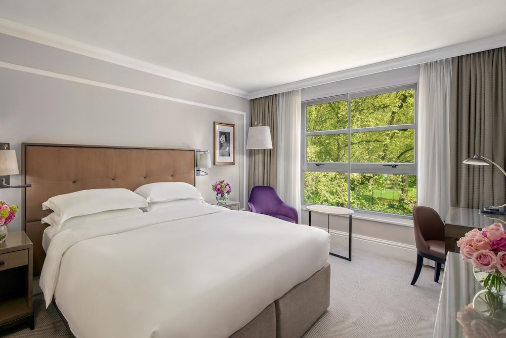 Room, 1 King Bed, Garden View