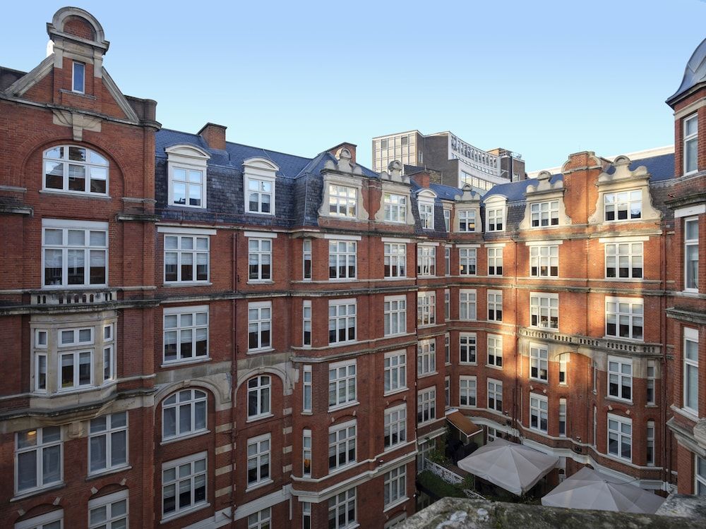 undefined St. Ermins Hotel, Autograph Collection 3