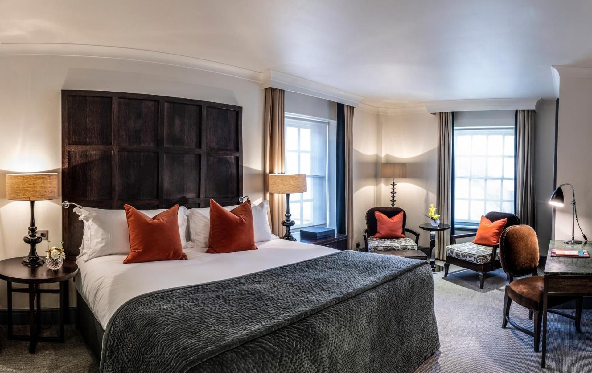 Deluxe King Room