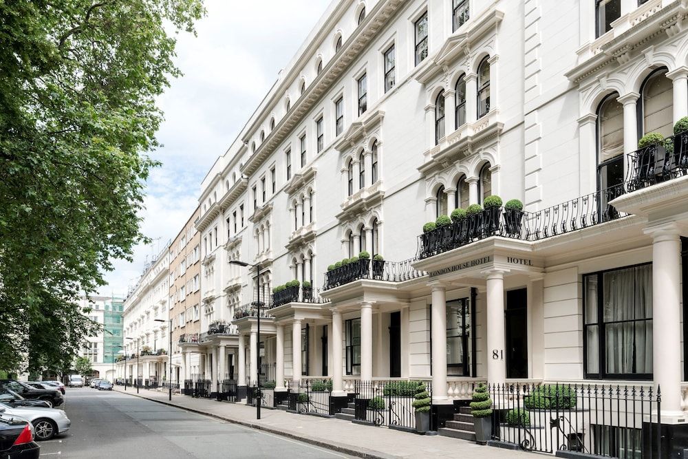 undefined London House Hotel