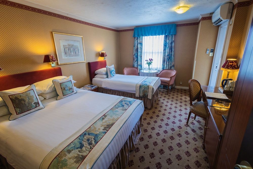 undefined London Lodge Hotel 5