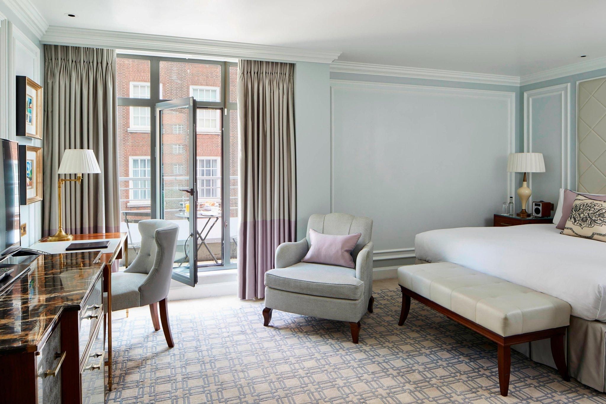 Balcony Executive Room, Executive lounge access, Guest room, 1 King, Balcony