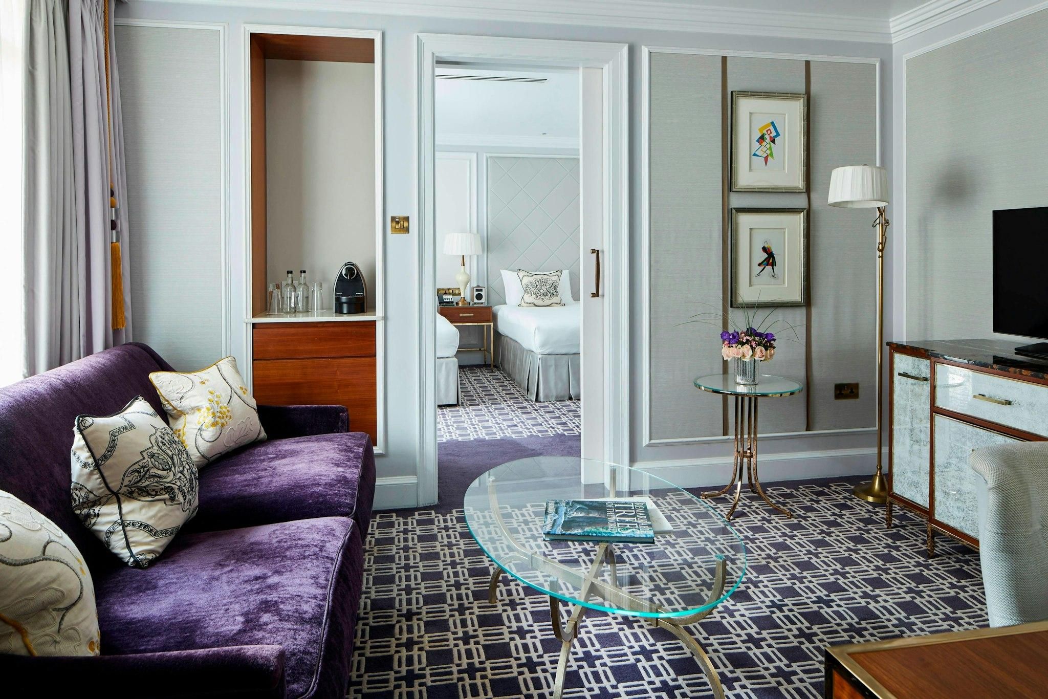 Family Suite, Executive Lounge Access, 1 Bedroom Suite, 2 Twin, Sofa Bed