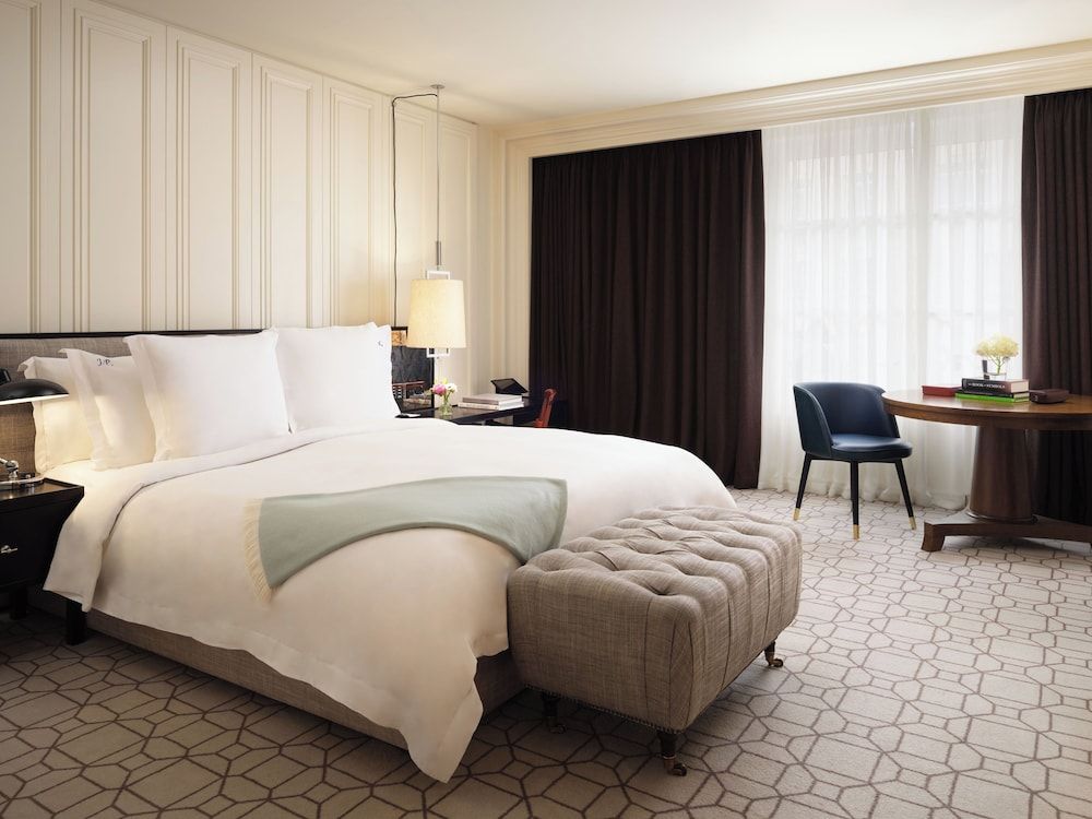 Room (Lincoln)