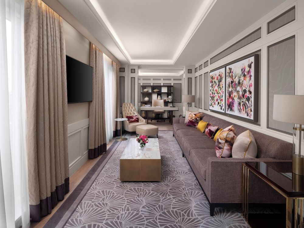 undefined The Biltmore Mayfair