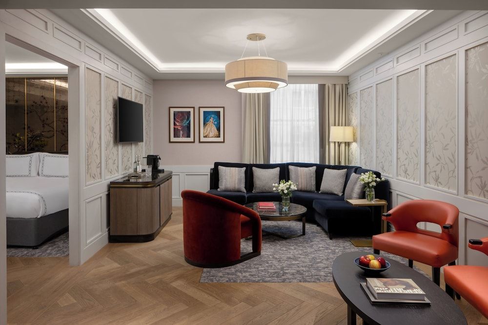 undefined The Biltmore Mayfair 5