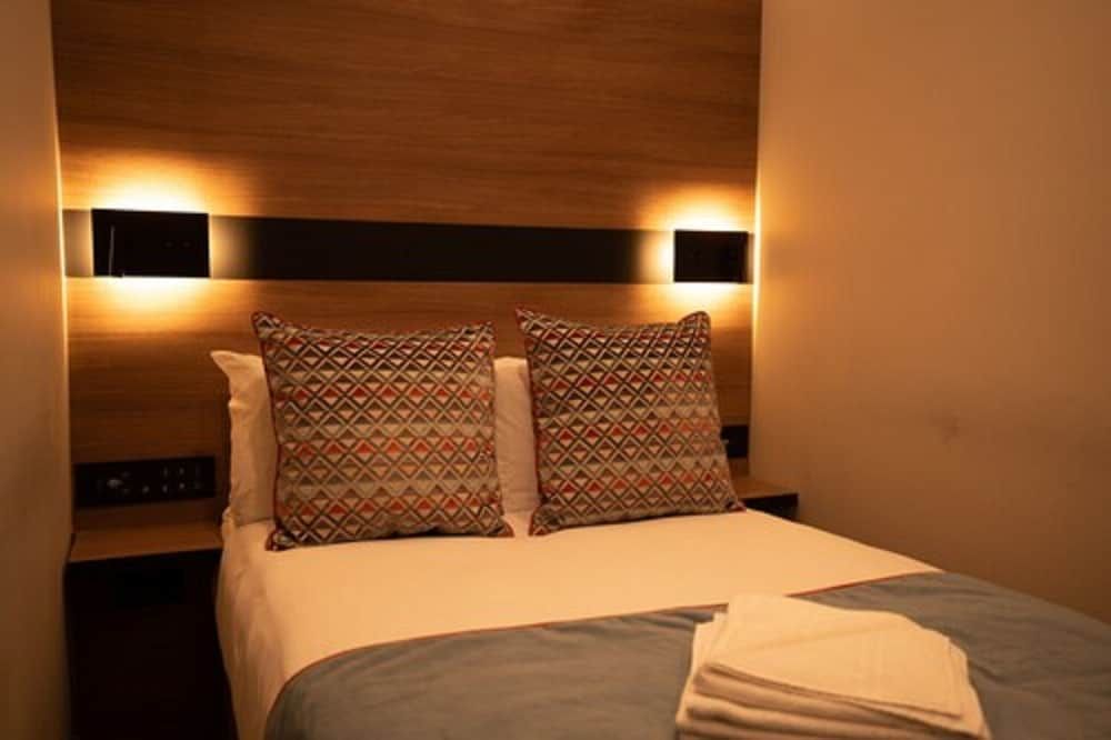 Oxford Hotel Earl's Court Double Room 2