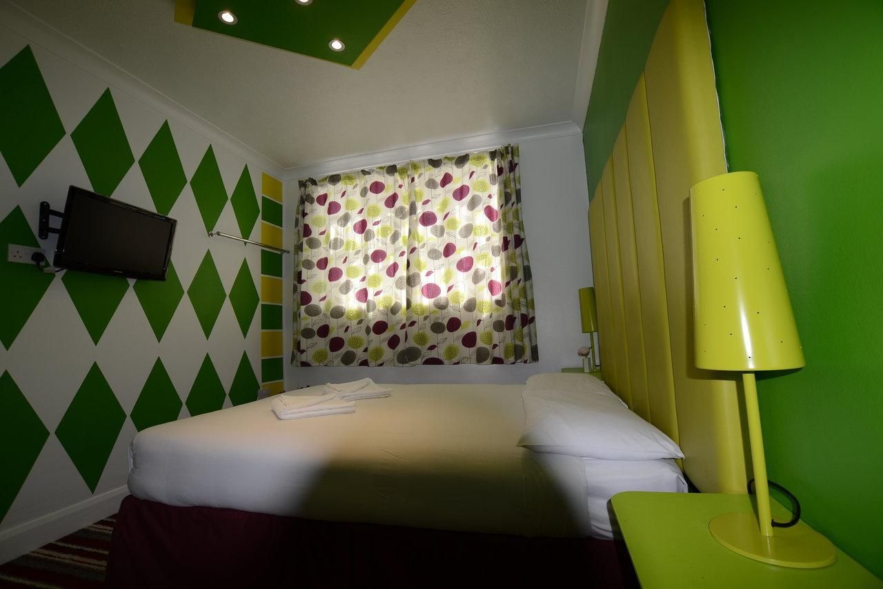 Park Hotel Ilford Quad 2