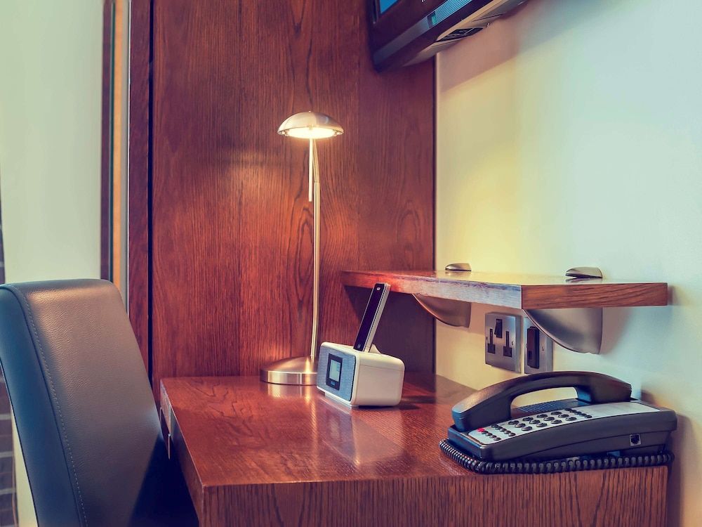 Mercure London Paddington Standard Room, 2 Twin Beds 14