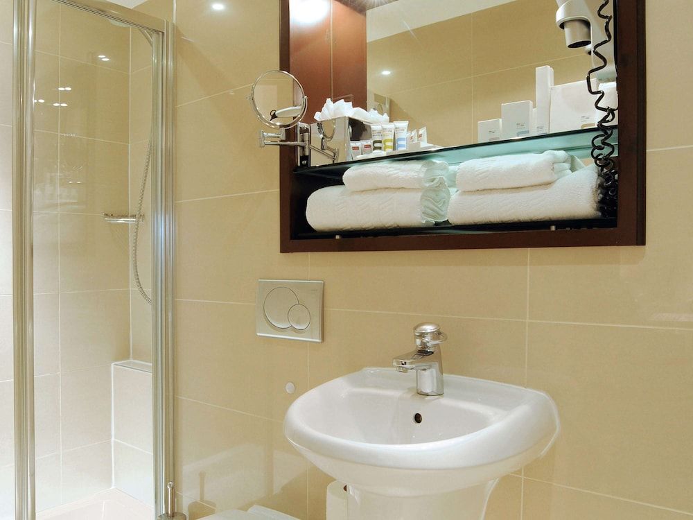 Mercure London Paddington Room, 1 Double Bed 13