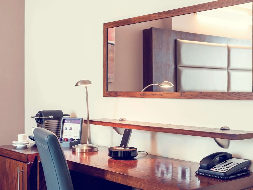 Mercure London Paddington Standard Room, 2 Twin Beds 15