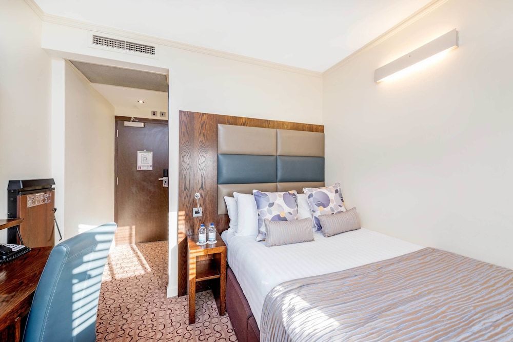 Mercure London Paddington Room, 1 Double Bed 4