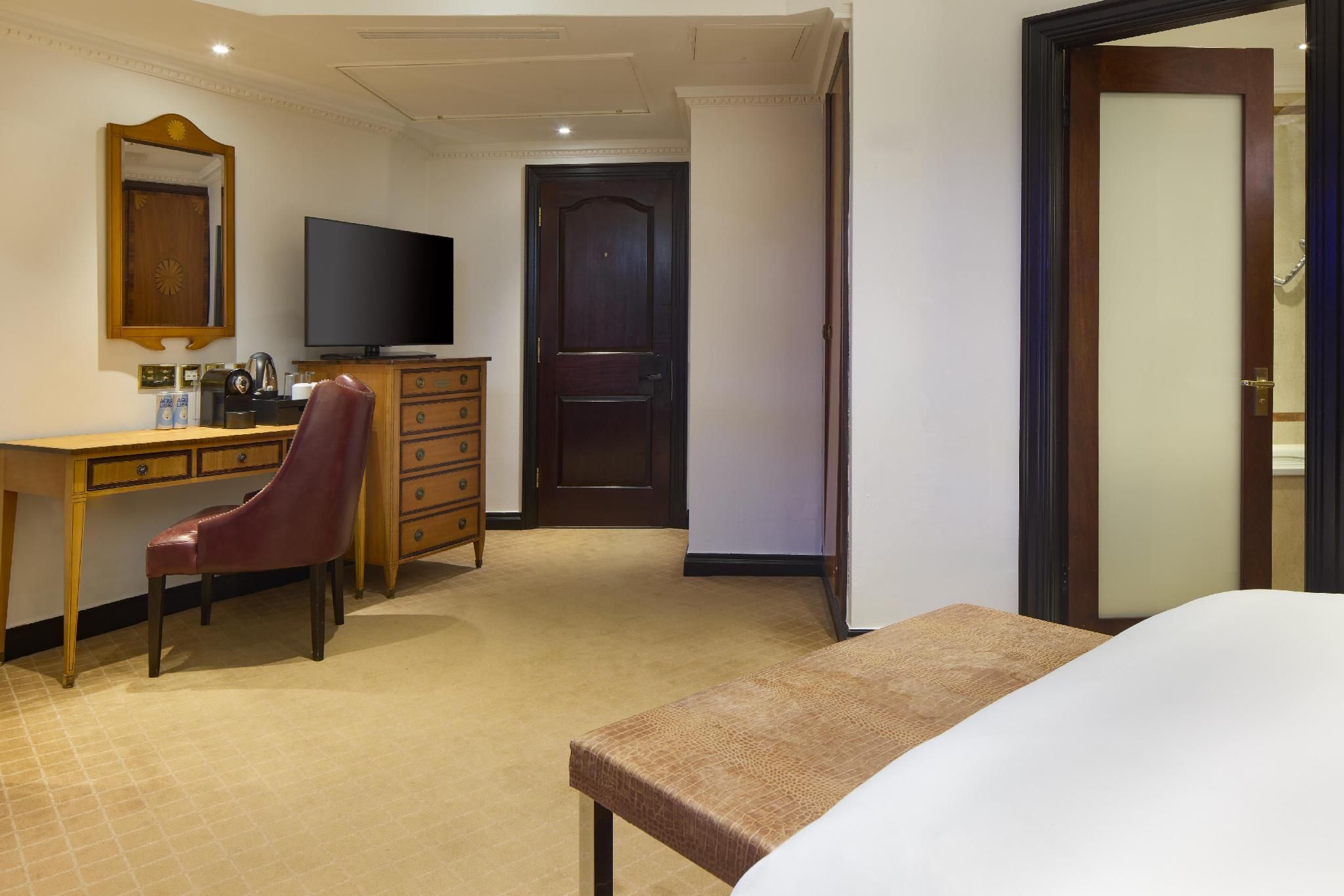 undefined Radisson Blu Hotel, London Leicester Square 9