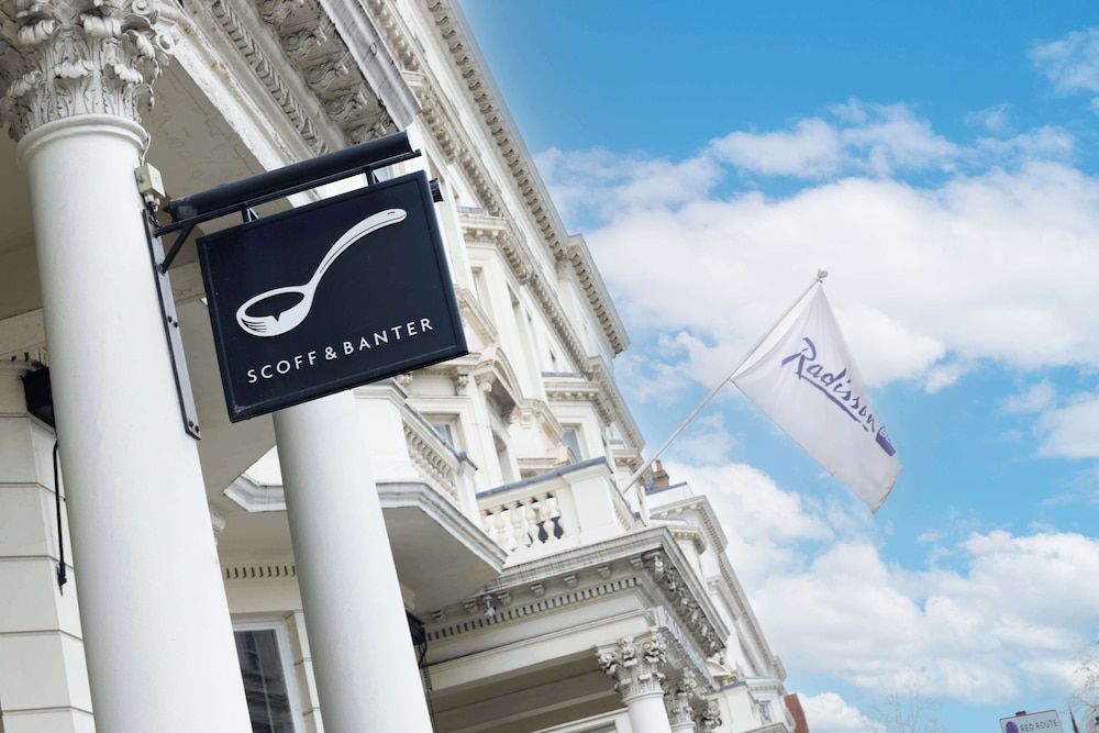 undefined Radisson Blu Hotel, London South Kensington 2