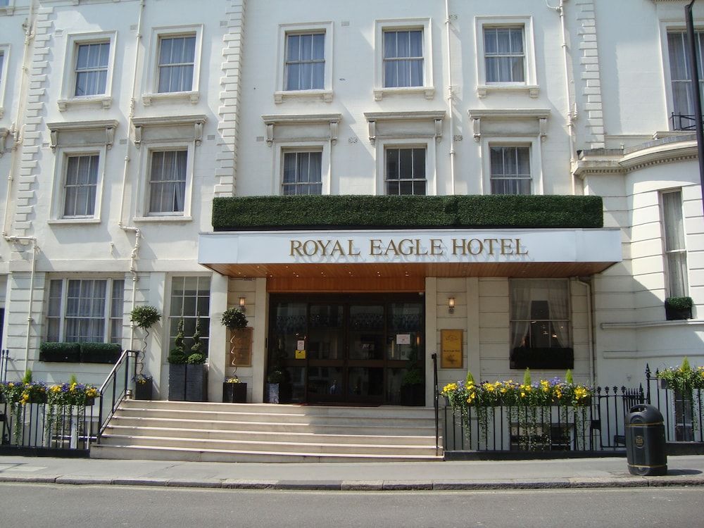 undefined Royal Eagle Hotel 4