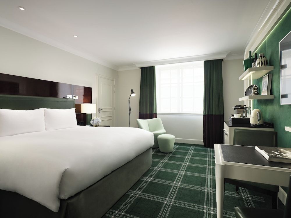 Luxury Room, 1 King Bed