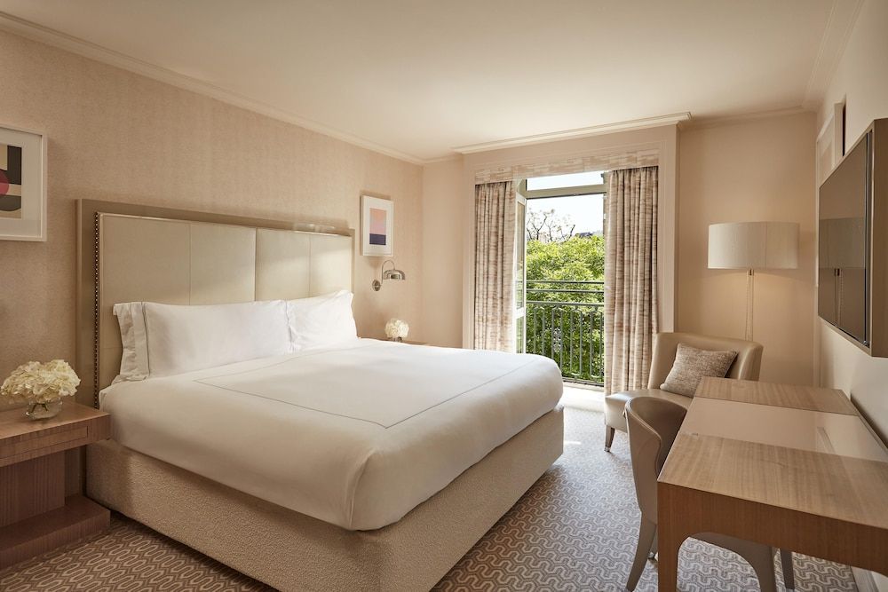 The Berkeley, Maybourne Belgravia Room