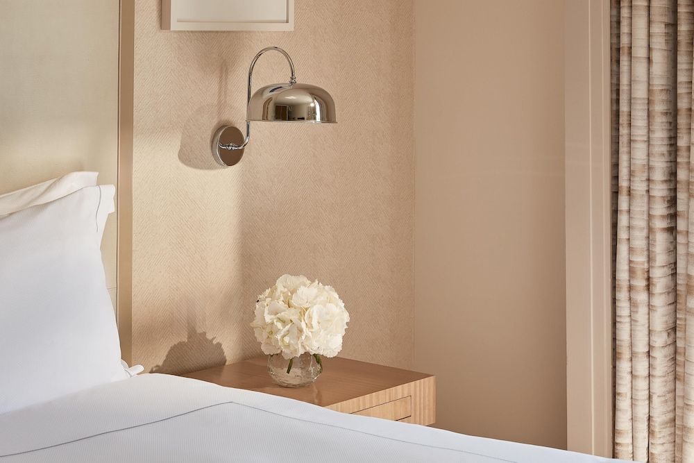 The Berkeley, Maybourne Belgravia Room 3