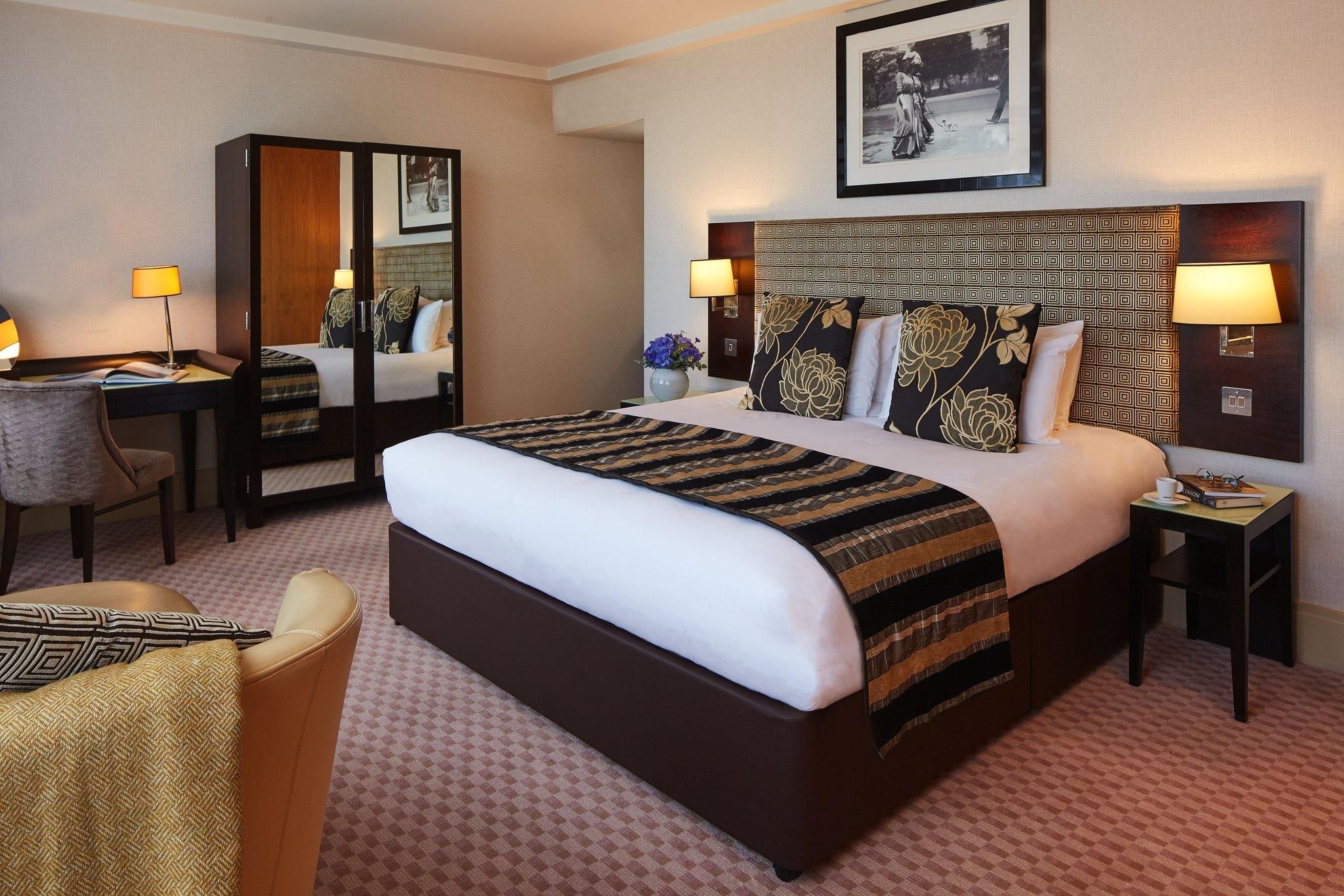 undefined The Cavendish London 6