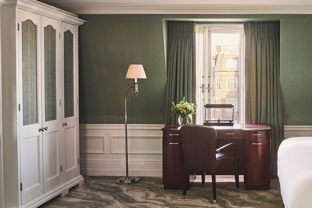 undefined The Connaught, Maybourne 6