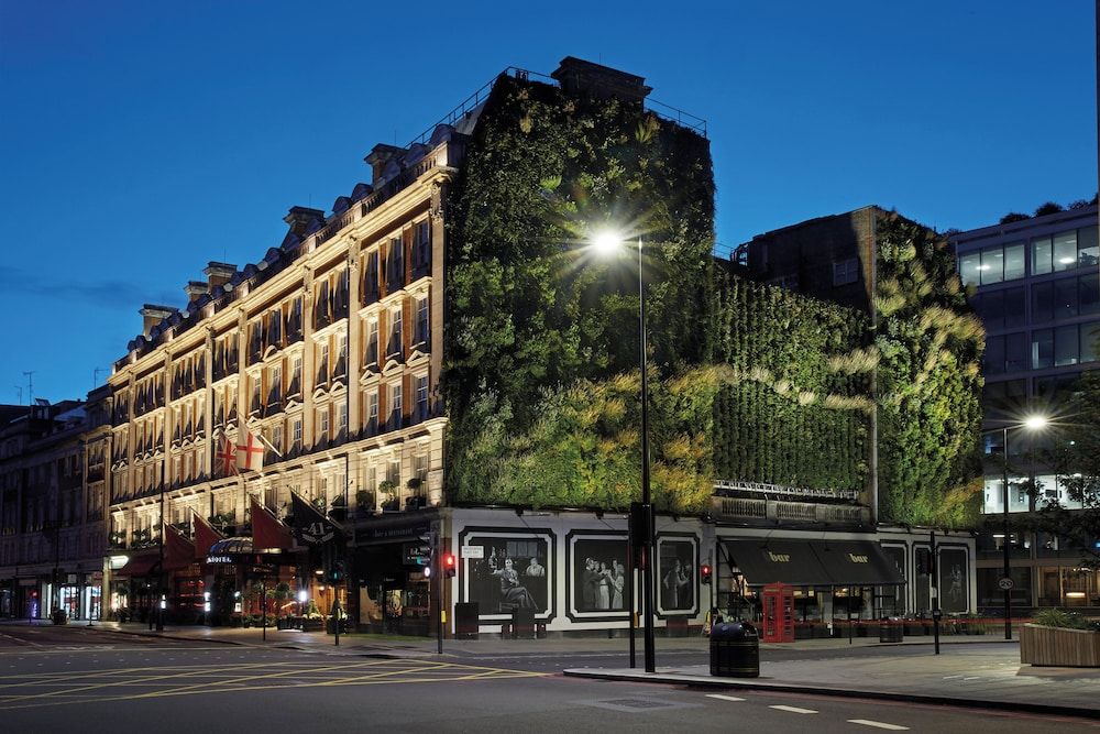 undefined The Rubens at the Palace 3