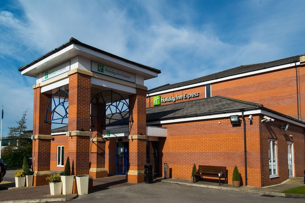 undefined Holiday Inn Express Manchester East by IHG 2