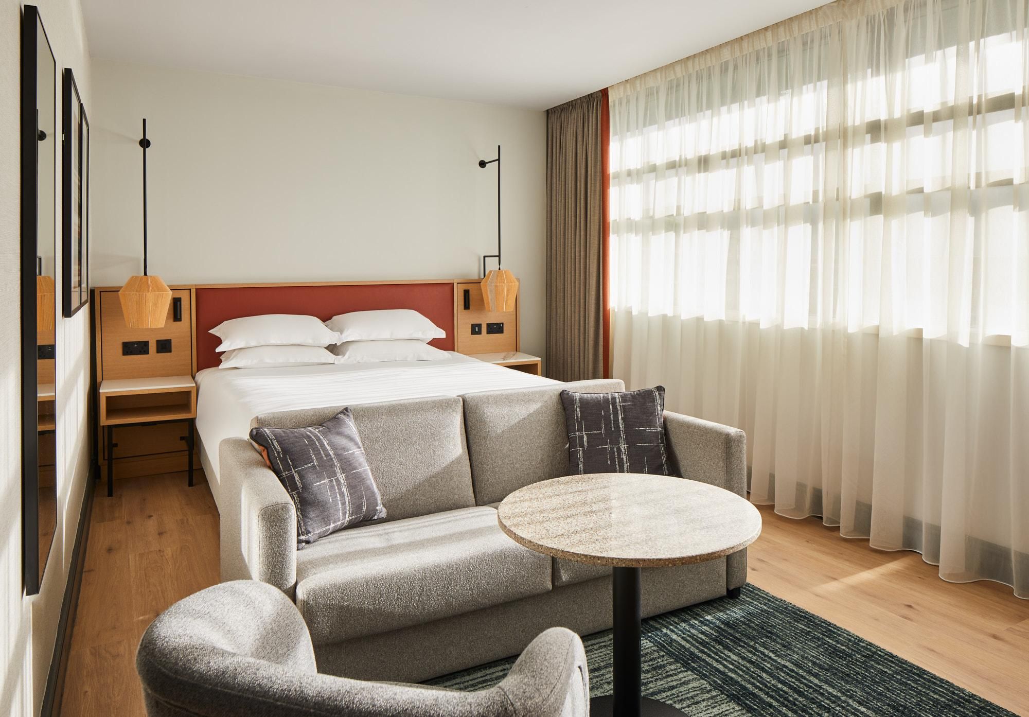 Deluxe King Room, Guest room, 1 King, Alternate: sofa bed