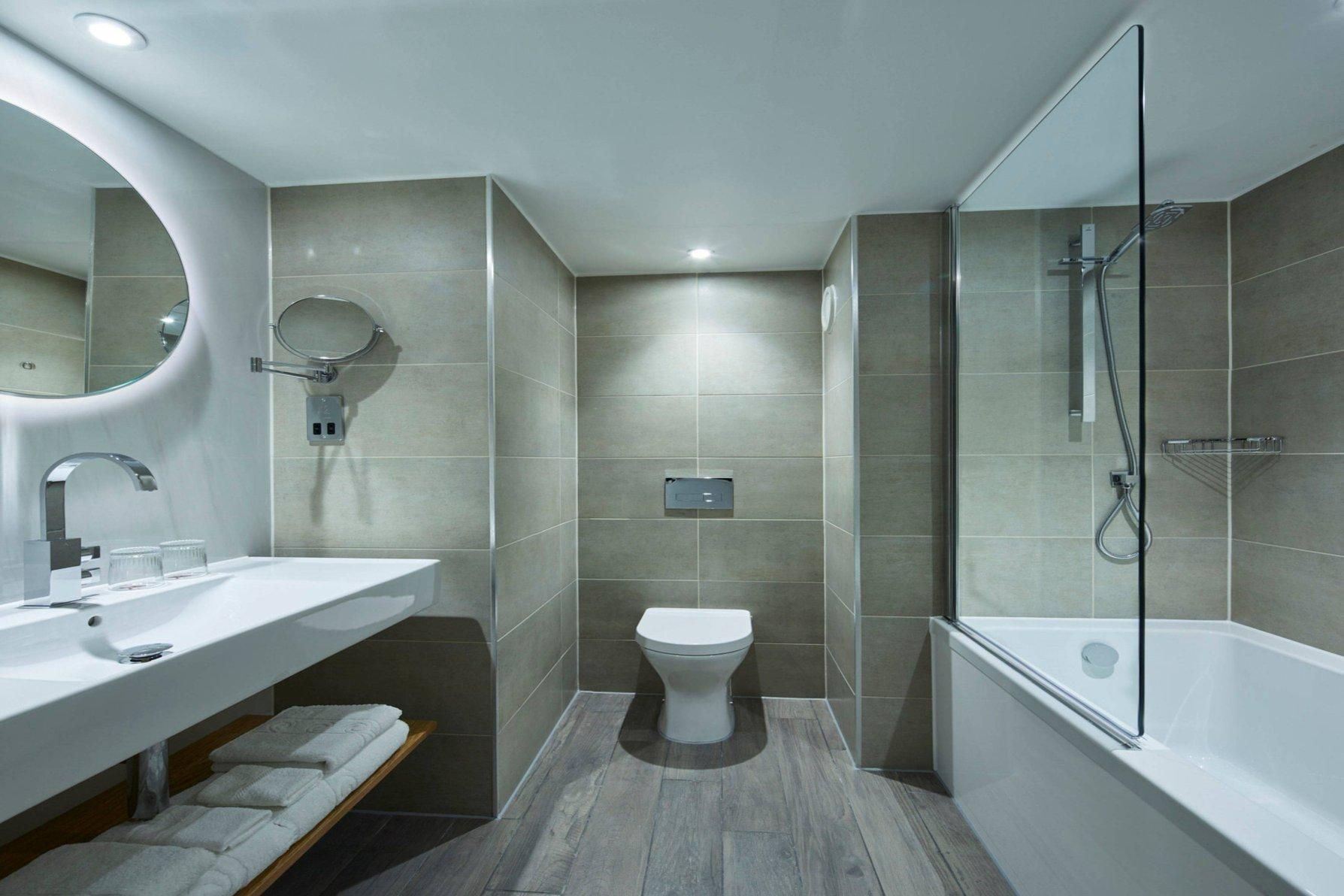 undefined Manchester Marriott Victoria & Albert Hotel 9