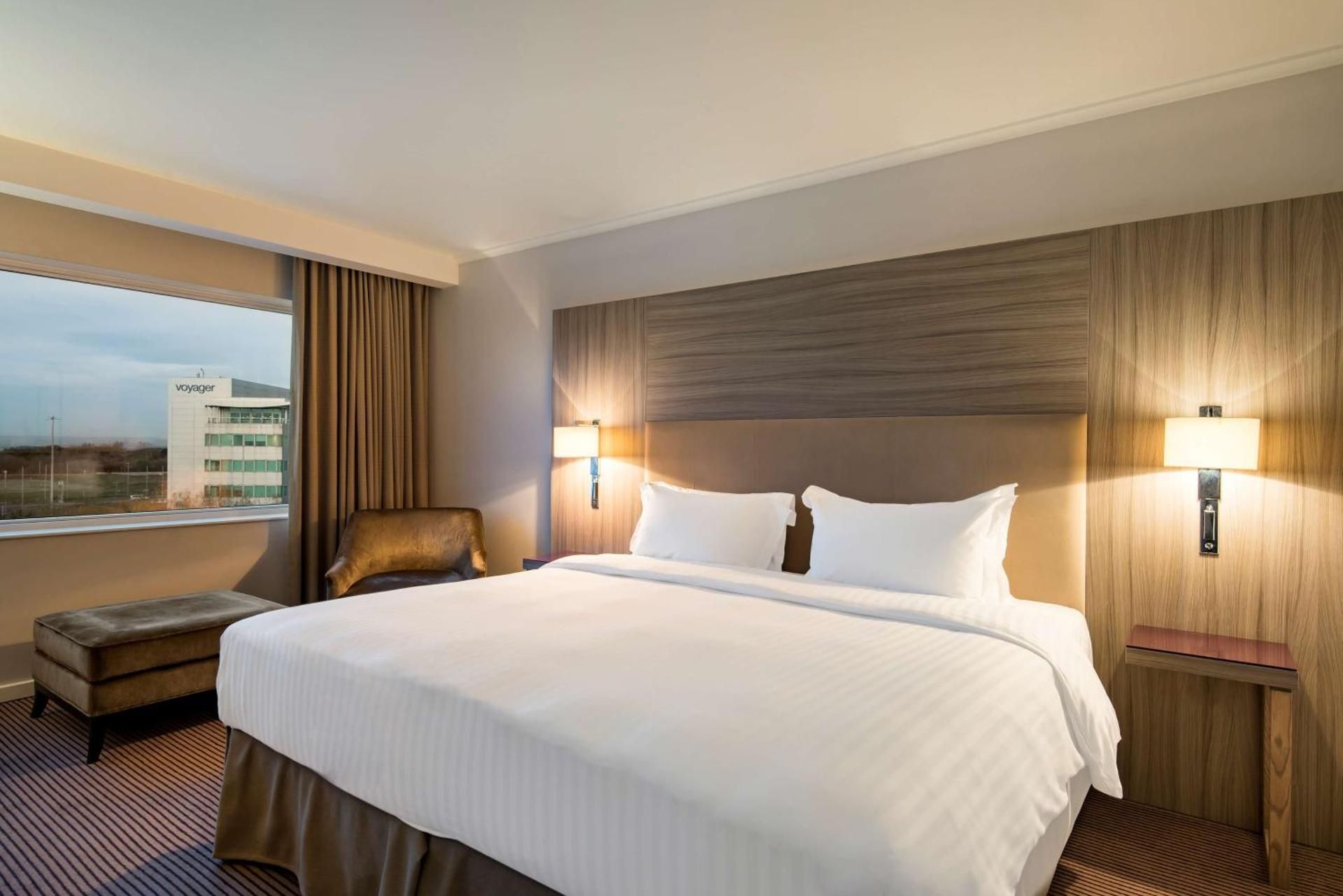 undefined Radisson Blu Manchester Airport 2